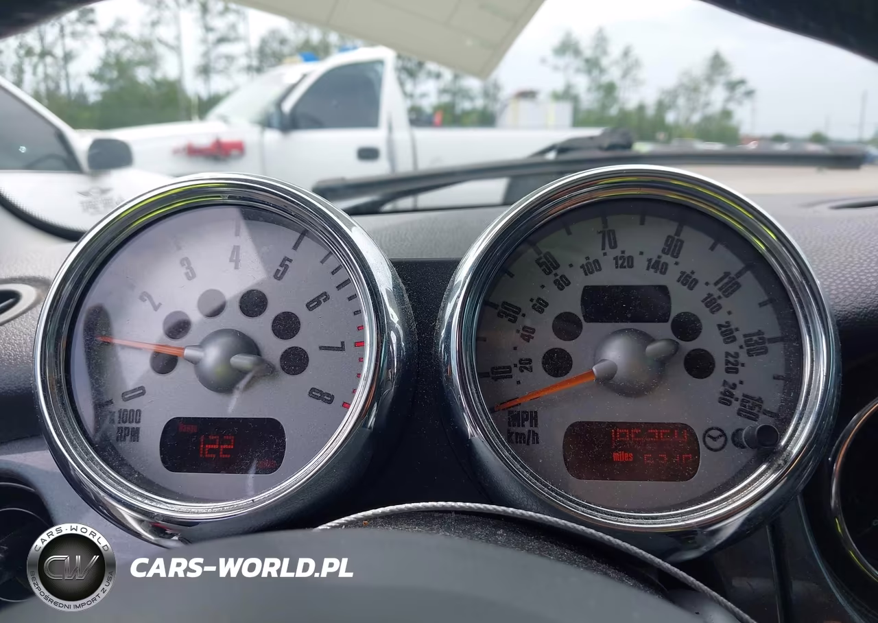 2005 Mini Cooper S VIN:WMWRE335X5TD99734 - 7
