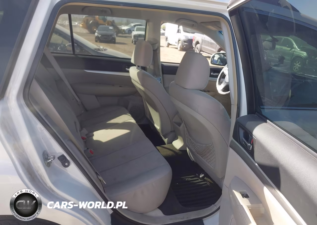2013 Subaru Outback 2.5I Premium VIN:4S4BRBCC8D3319954 - 8