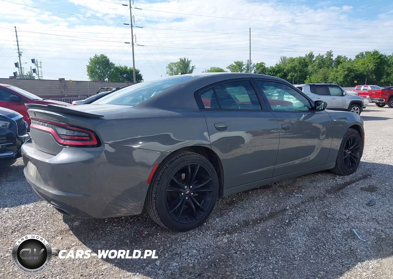 2018 Dodge Charger Sxt Rwd VIN:2C3CDXBGXJH151031 - 4