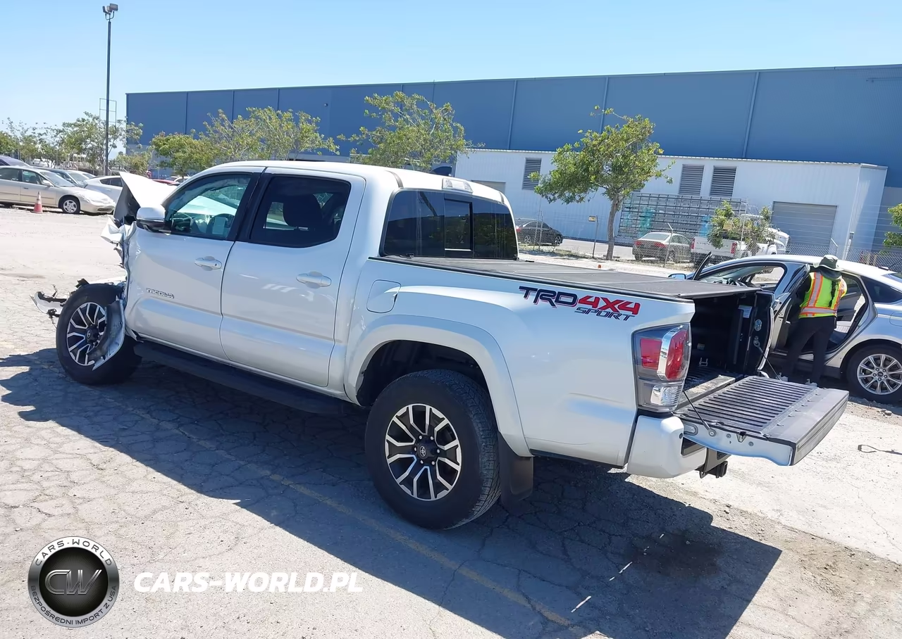 2023 Toyota Tacoma Trd Sport VIN:3TYCZ5AN3PT147161 - 3