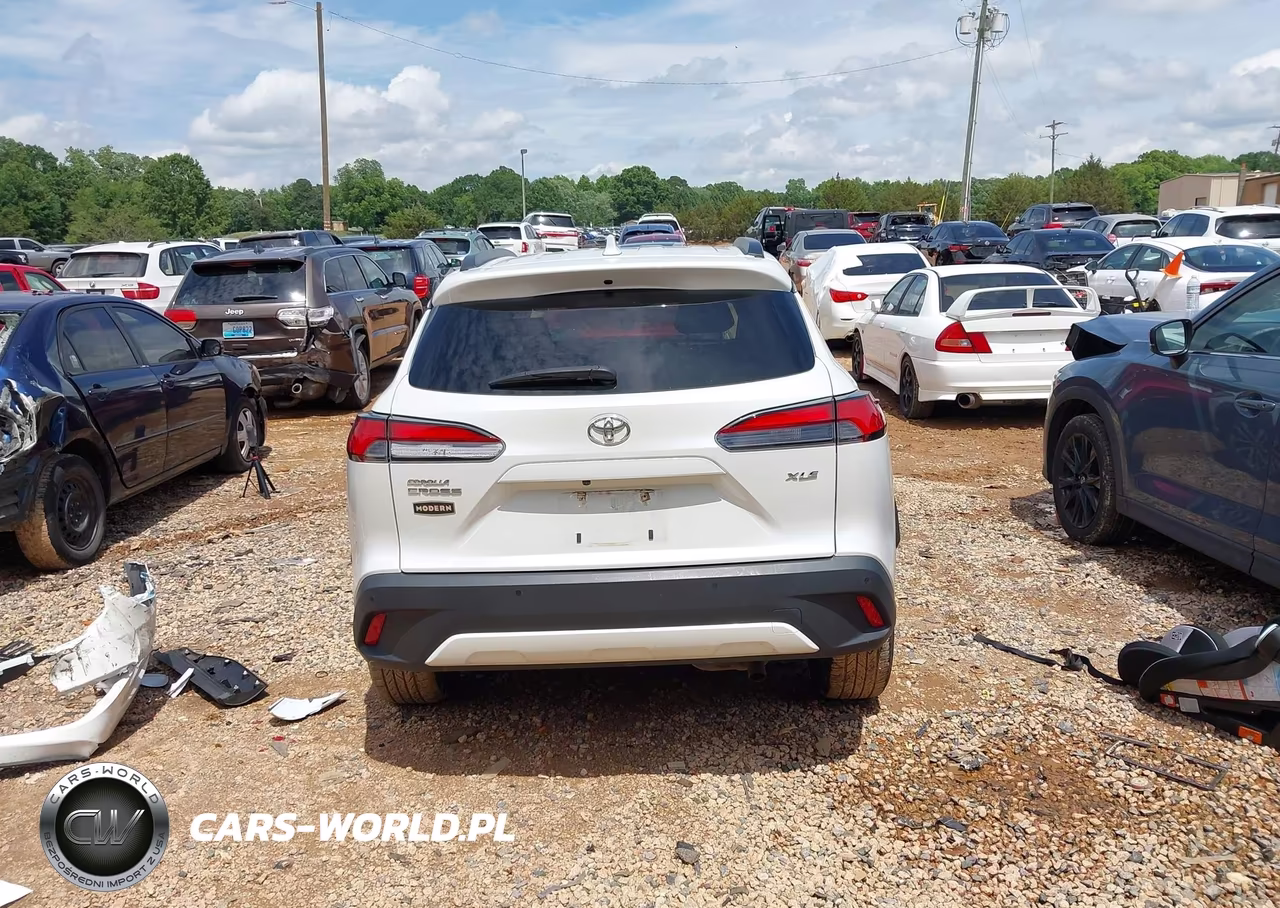 2022 Toyota Corolla Cross Xle VIN:7MUEAAAG3NV034934 - 17