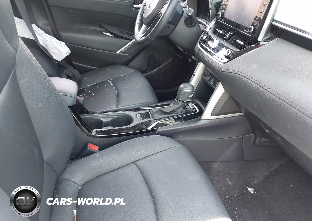2022 Toyota Corolla Cross Xle VIN:7MUEAAAG3NV034934 - 5