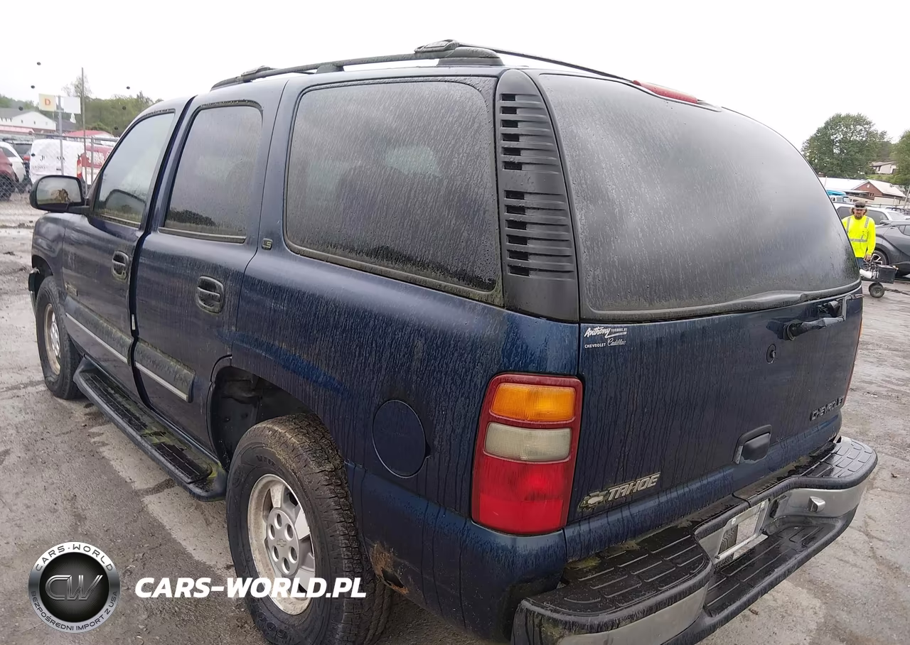 2002 Chevrolet Tahoe Ls VIN:1GNEK13Z12R140760 - 3