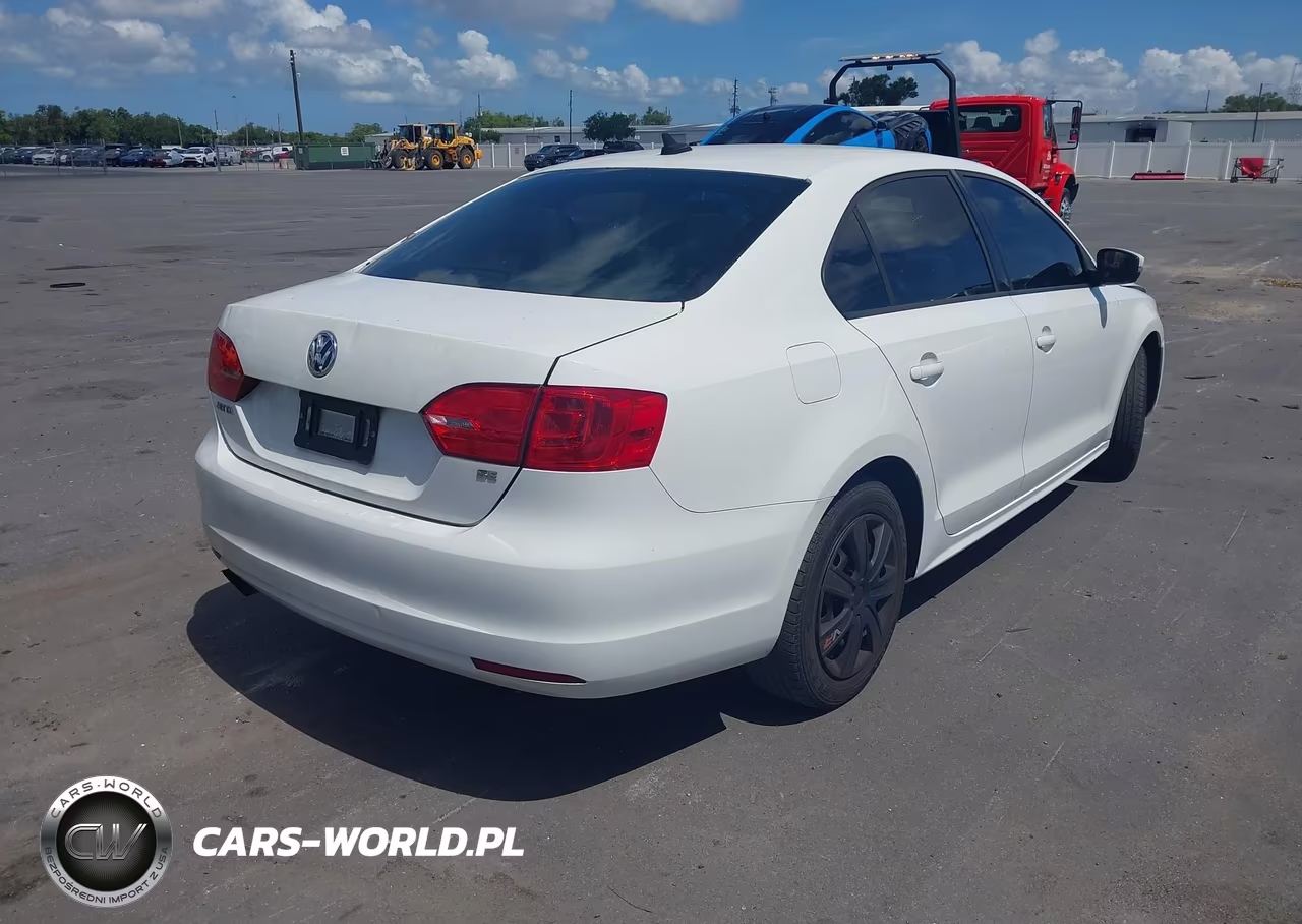 2014 Volkswagen Jetta 1.8T Se VIN:3VWD17AJ3EM308683 - 4