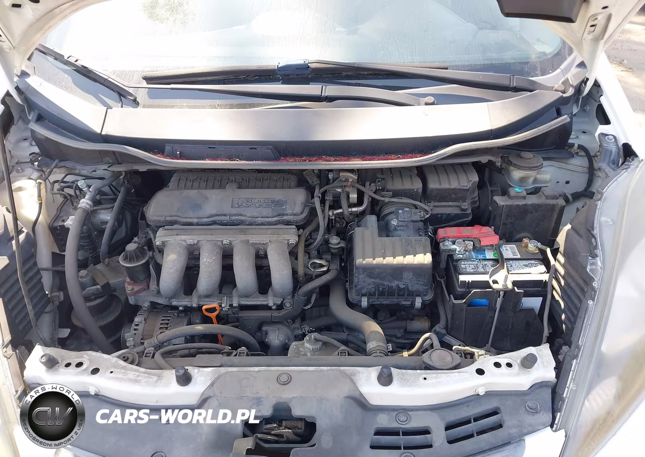 2013 Honda Fit VIN:JHMGE8H35DC022995 - 10