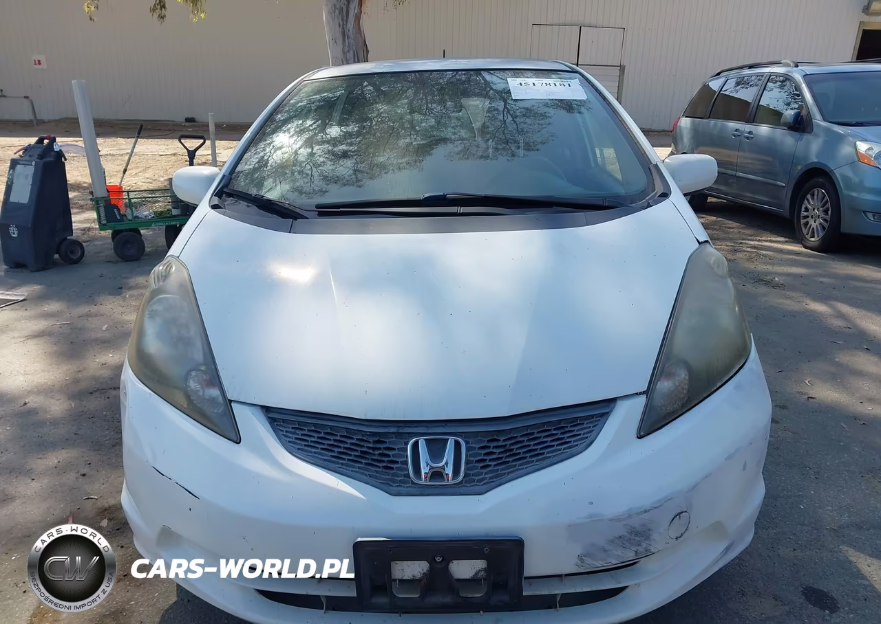 2013 Honda Fit VIN:JHMGE8H35DC022995 - 12