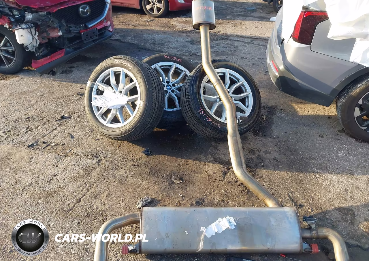 2020 BMW X5 xDrive40I VIN:5UXCR6C09L9B36002 - 11