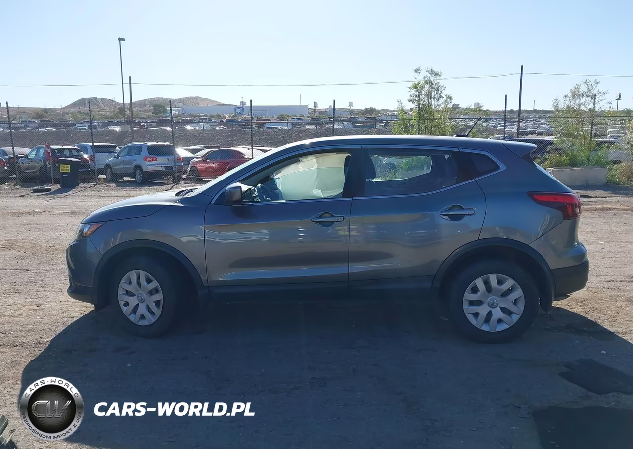 2018 Nissan Rogue Sport S VIN:JN1BJ1CP7JW104216 - 14