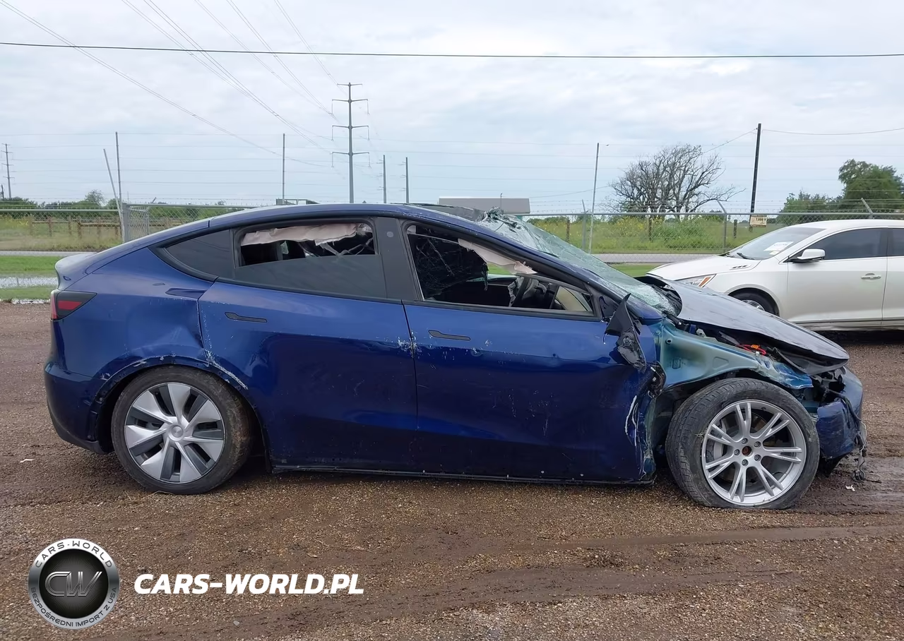 2023 Tesla Model Y Awd-Long Range Dual Motor All-Wheel Drive VIN:7SAYGDEE0PA040021 - 13