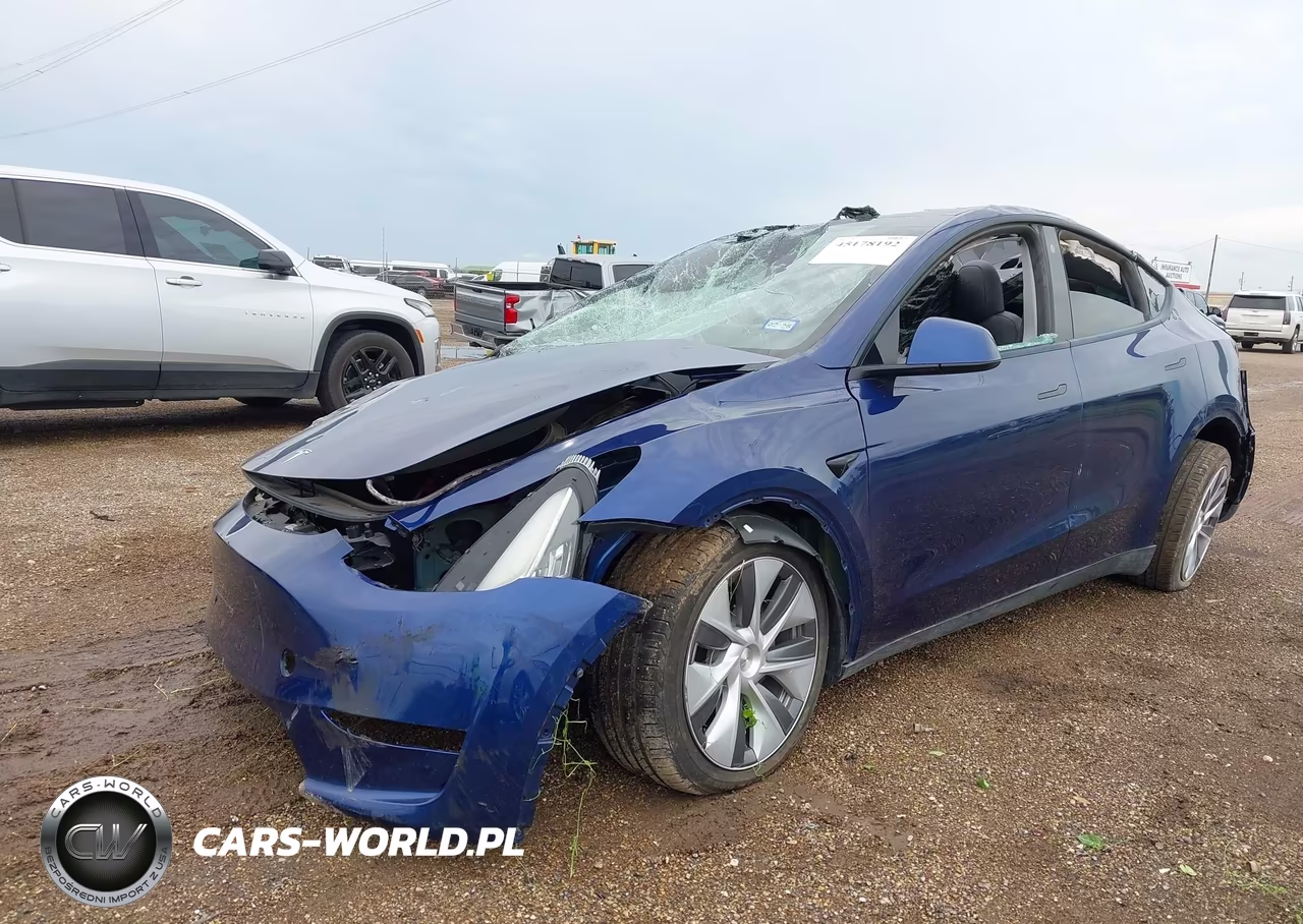 2023 Tesla Model Y Awd-Long Range Dual Motor All-Wheel Drive VIN:7SAYGDEE0PA040021 - 2