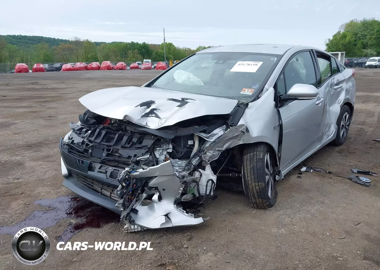 2017 Toyota Prius Prime Advanced VIN:JTDKARFP3H3061822 - 6