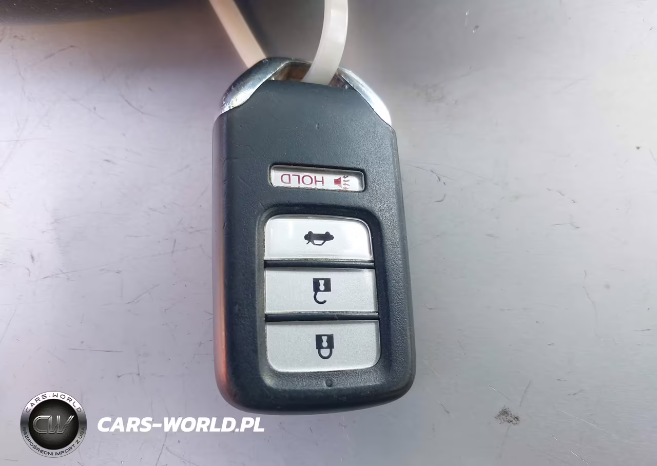 2015 Honda Accord Hybrid Touring VIN:1HGCR6F75FA000073 - 11