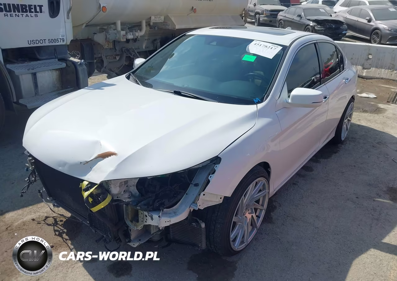 2015 Honda Accord Hybrid Touring VIN:1HGCR6F75FA000073 - 2
