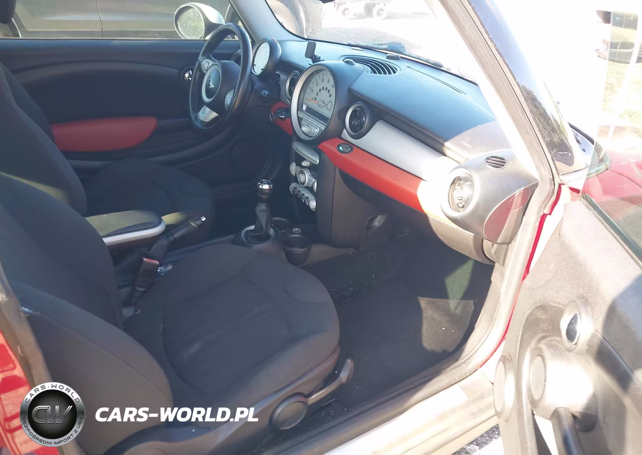 2010 Mini Cooper VIN:WMWMF3C5XATU79758 - 5