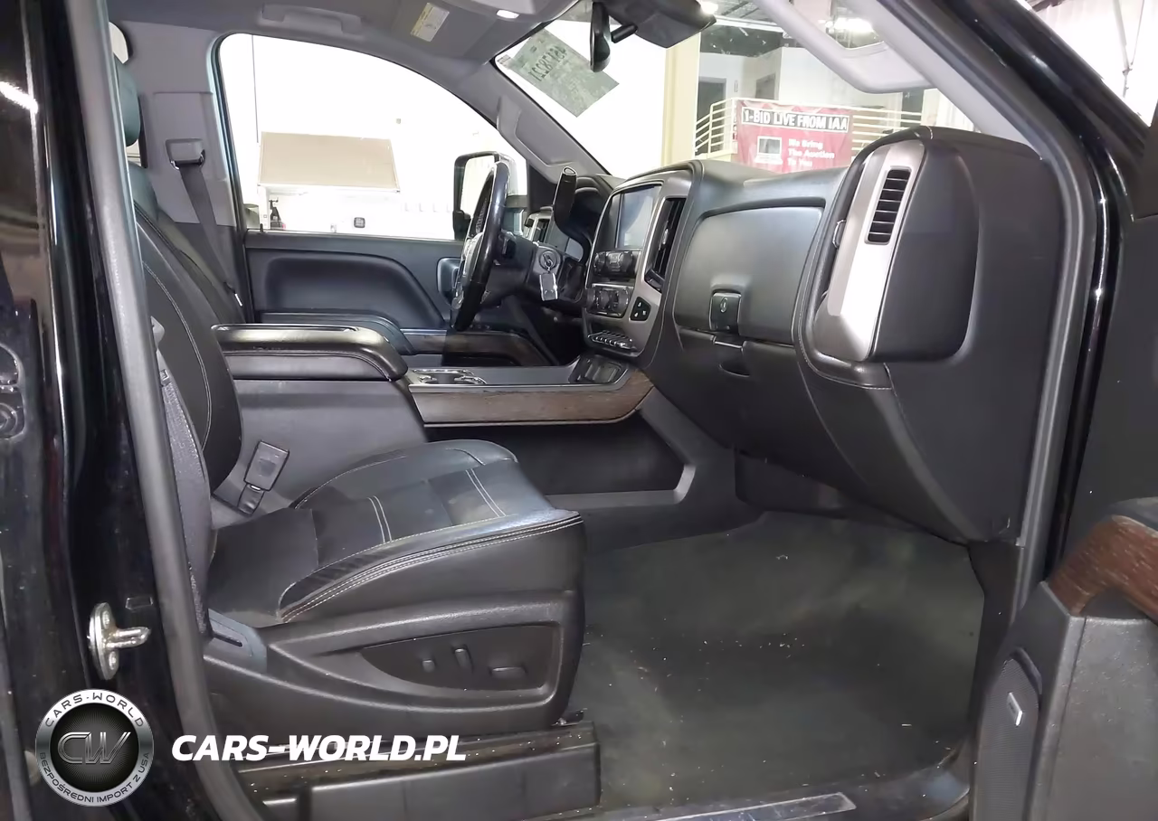 2018 GMC Sierra 3500Hd Denali VIN:1GT42YEY3JF233619 - 5