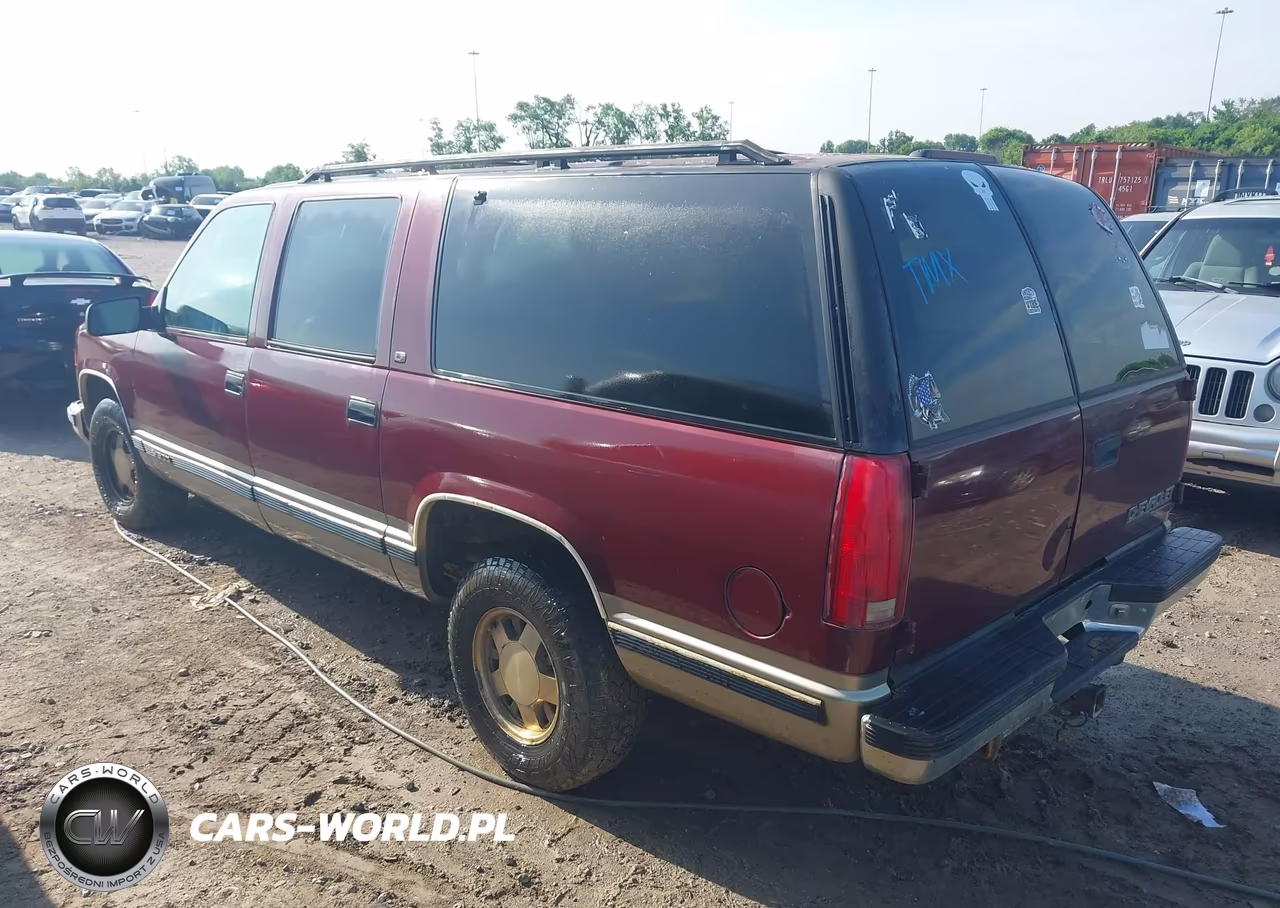 1998 Chevrolet Suburban 1500 VIN:1GNEC16R4WJ353358 - 3