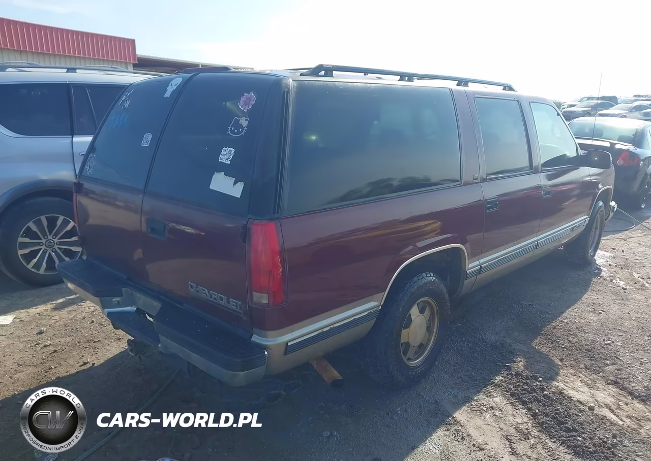 1998 Chevrolet Suburban 1500 VIN:1GNEC16R4WJ353358 - 4