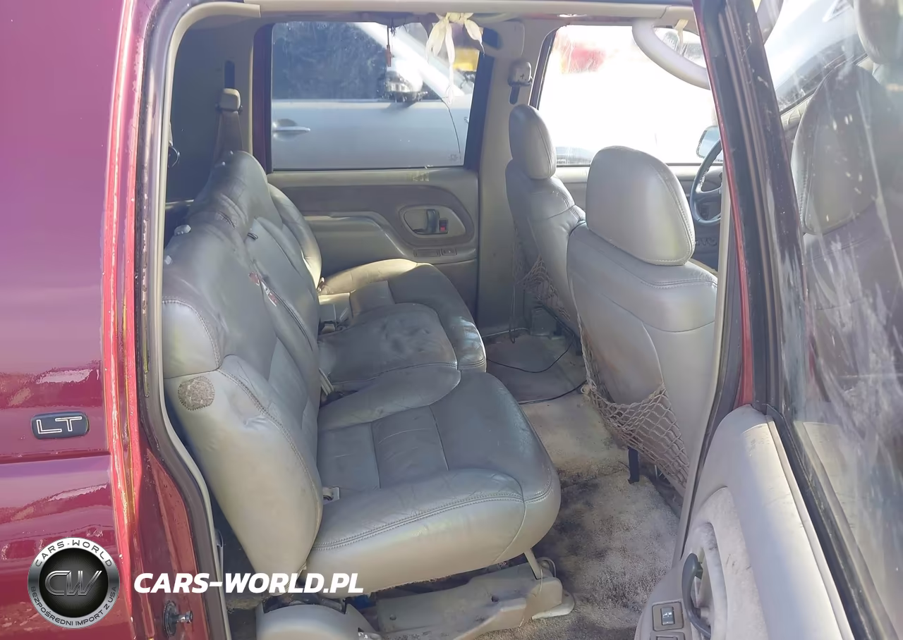 1998 Chevrolet Suburban 1500 VIN:1GNEC16R4WJ353358 - 8