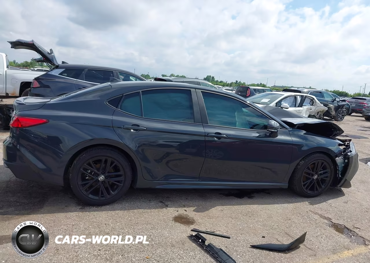 2025 Toyota Camry Se VIN:4T1DAACK5SU027204 - 13