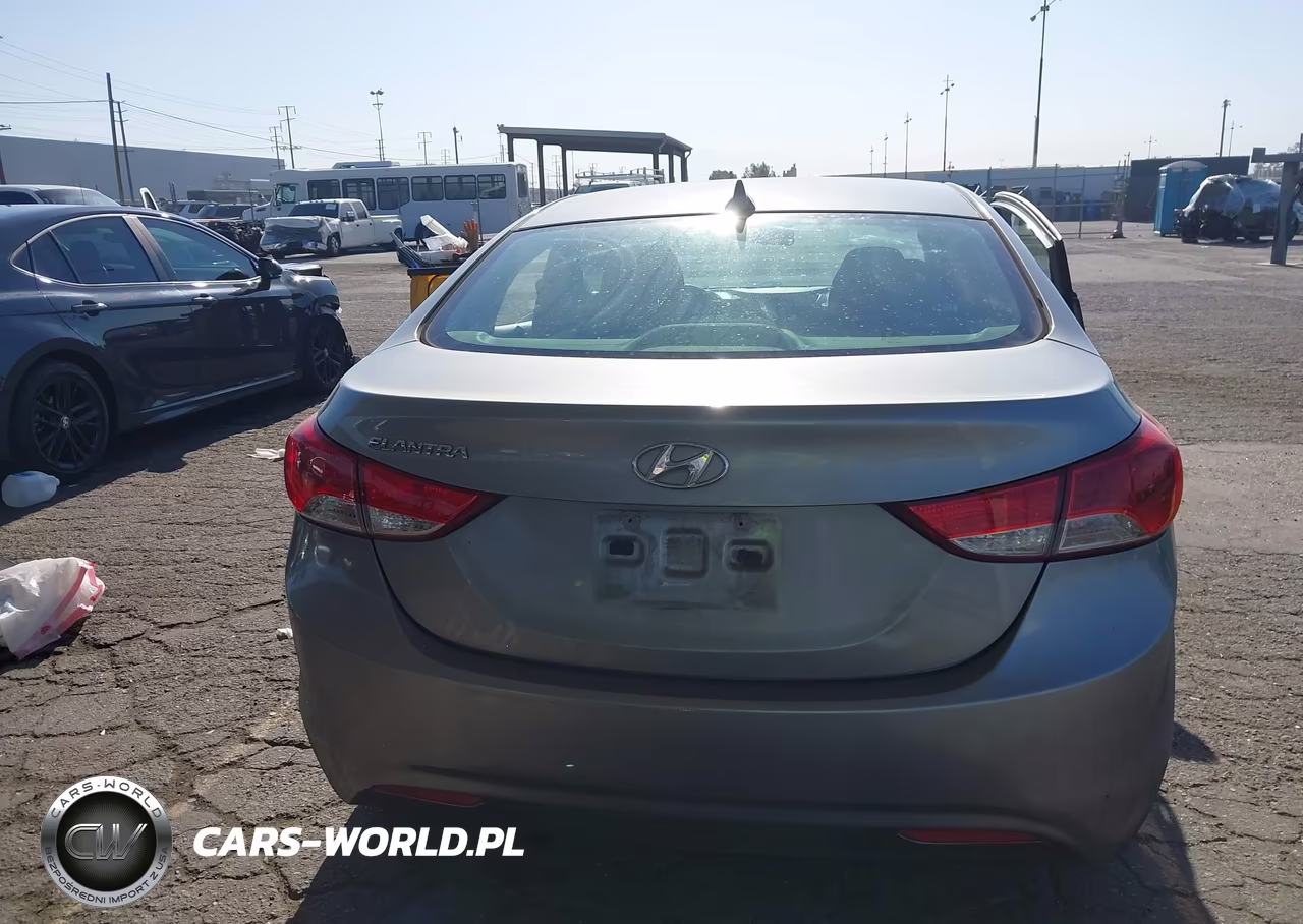 2013 Hyundai Elantra Gls VIN:KMHDH4AE8DU931514 - 17