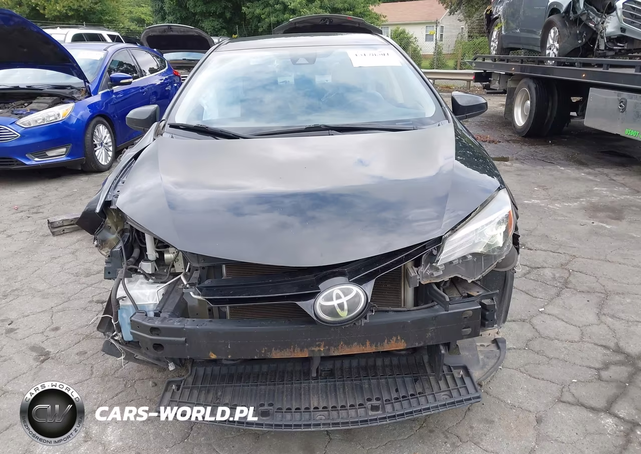 2018 Toyota Corolla Le VIN:2T1BURHE3JC103213 - 13