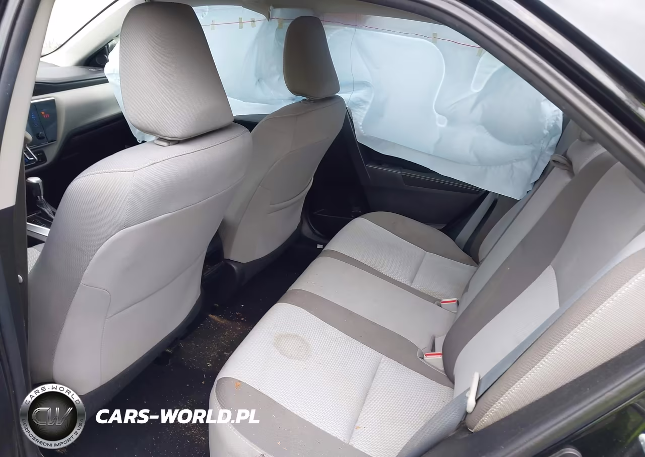 2018 Toyota Corolla Le VIN:2T1BURHE3JC103213 - 8