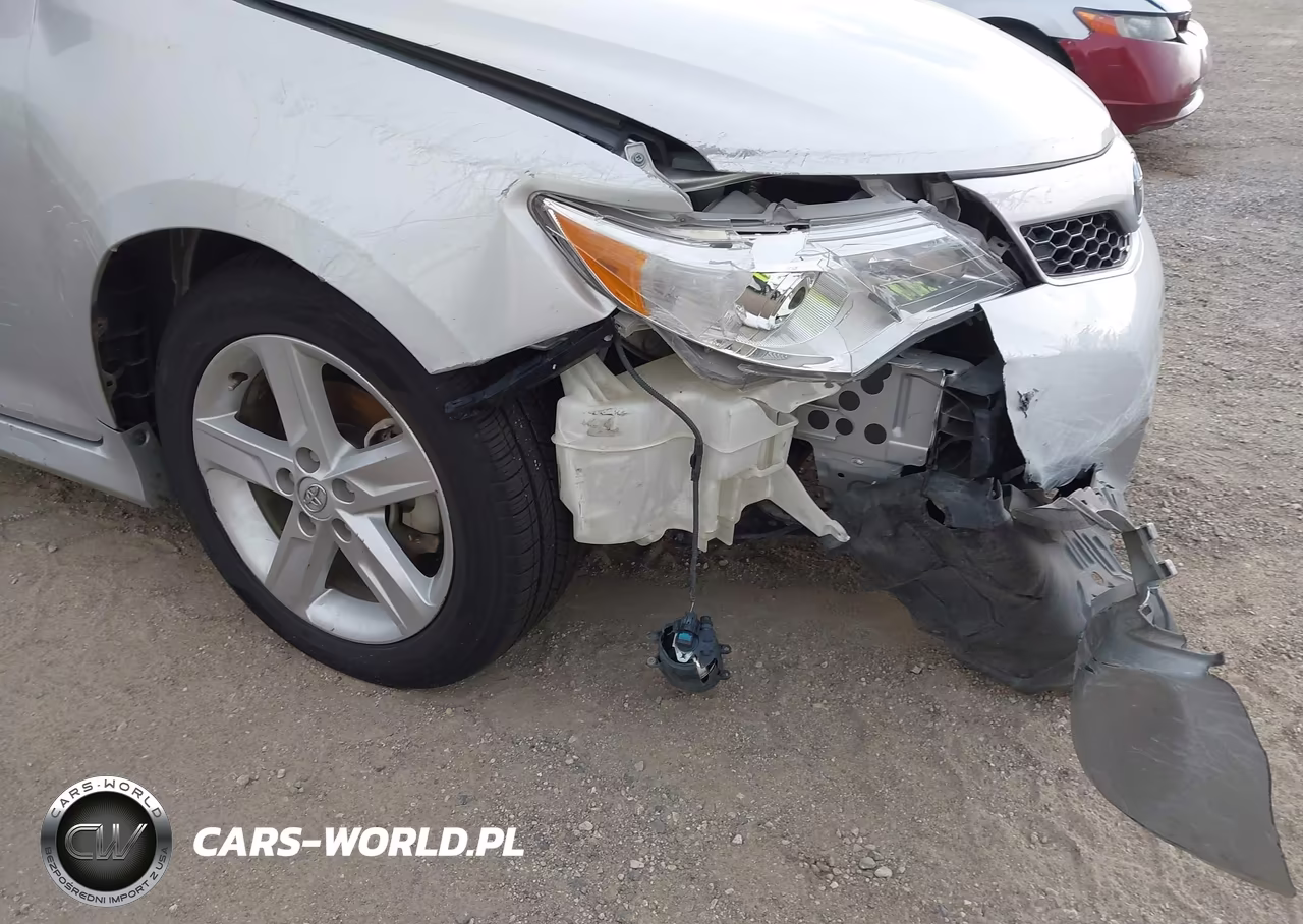 2014 Toyota Camry Se VIN:4T1BF1FK6EU765859 - 6
