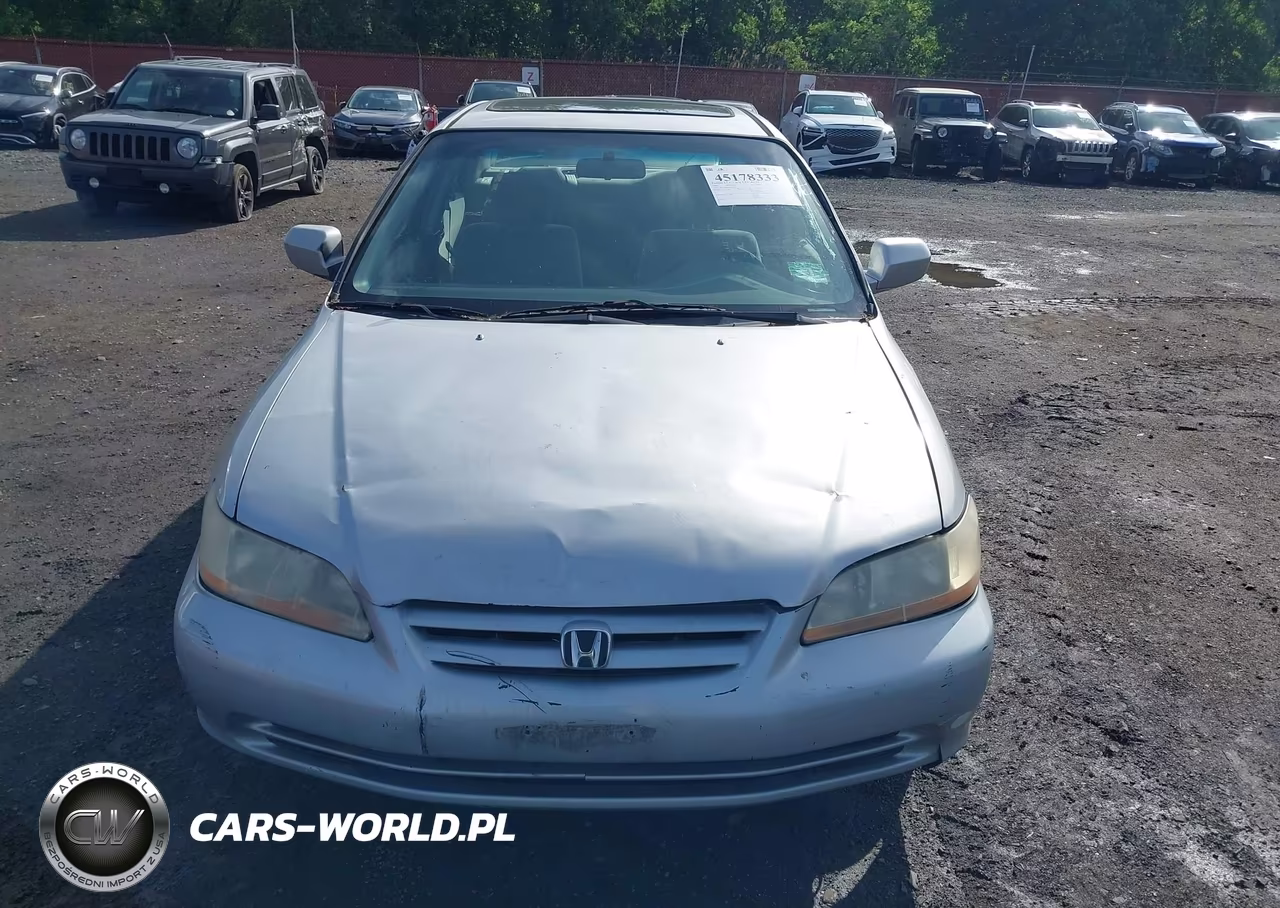 2001 Honda Accord 2.3 Ex VIN:1HGCG66821A008428 - 12