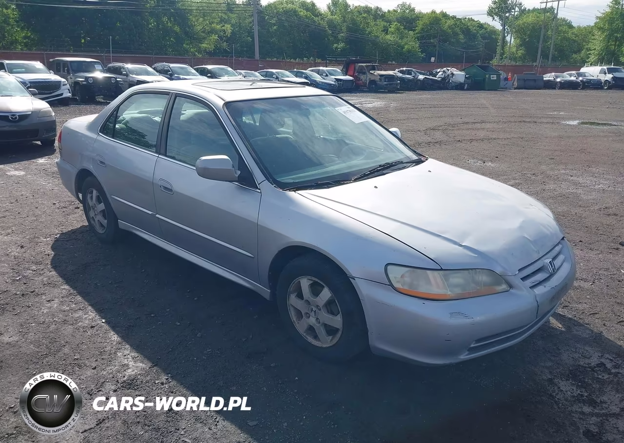 2001 Honda Accord 2.3 Ex VIN:1HGCG66821A008428 - 13