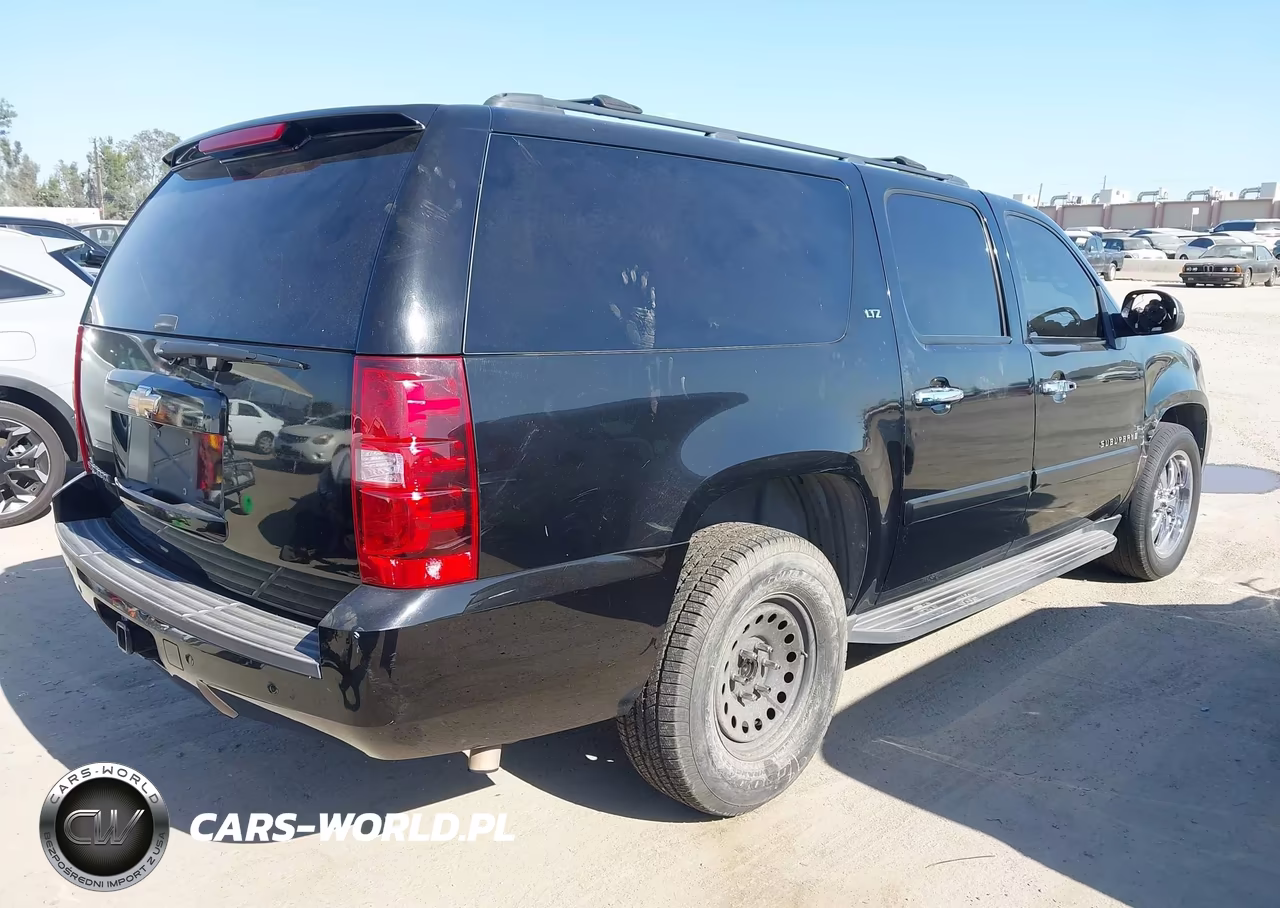 2008 Chevrolet Suburban 1500 Ltz VIN:1GNFC16J28R240303 - 4