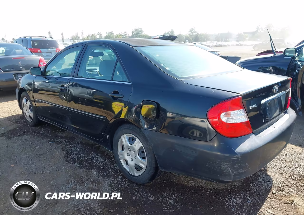 2002 Toyota Camry Xle VIN:4T1BE30K12U066349 - 3