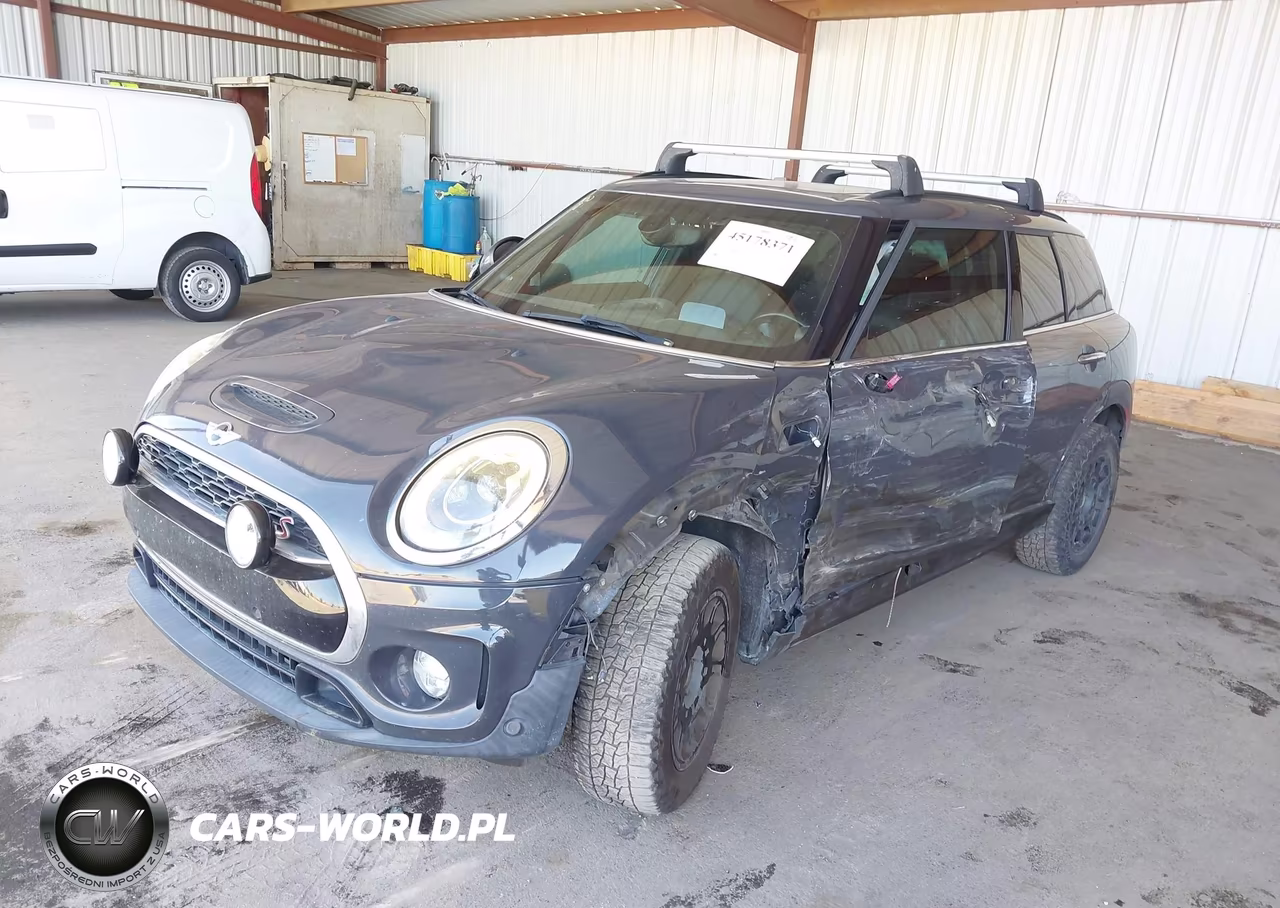 2018 Mini Clubman Cooper S VIN:WMWLU5C53J2G79984 - 2