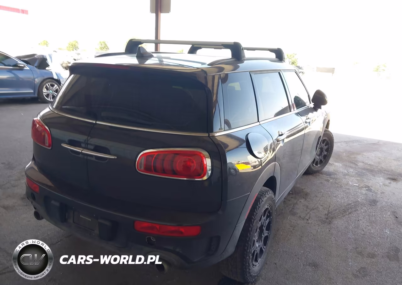 2018 Mini Clubman Cooper S VIN:WMWLU5C53J2G79984 - 4