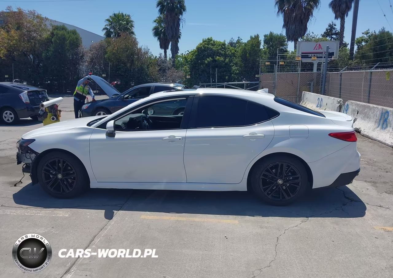 2025 Toyota Camry Se VIN:4T1DAACKXSU031667 - 15