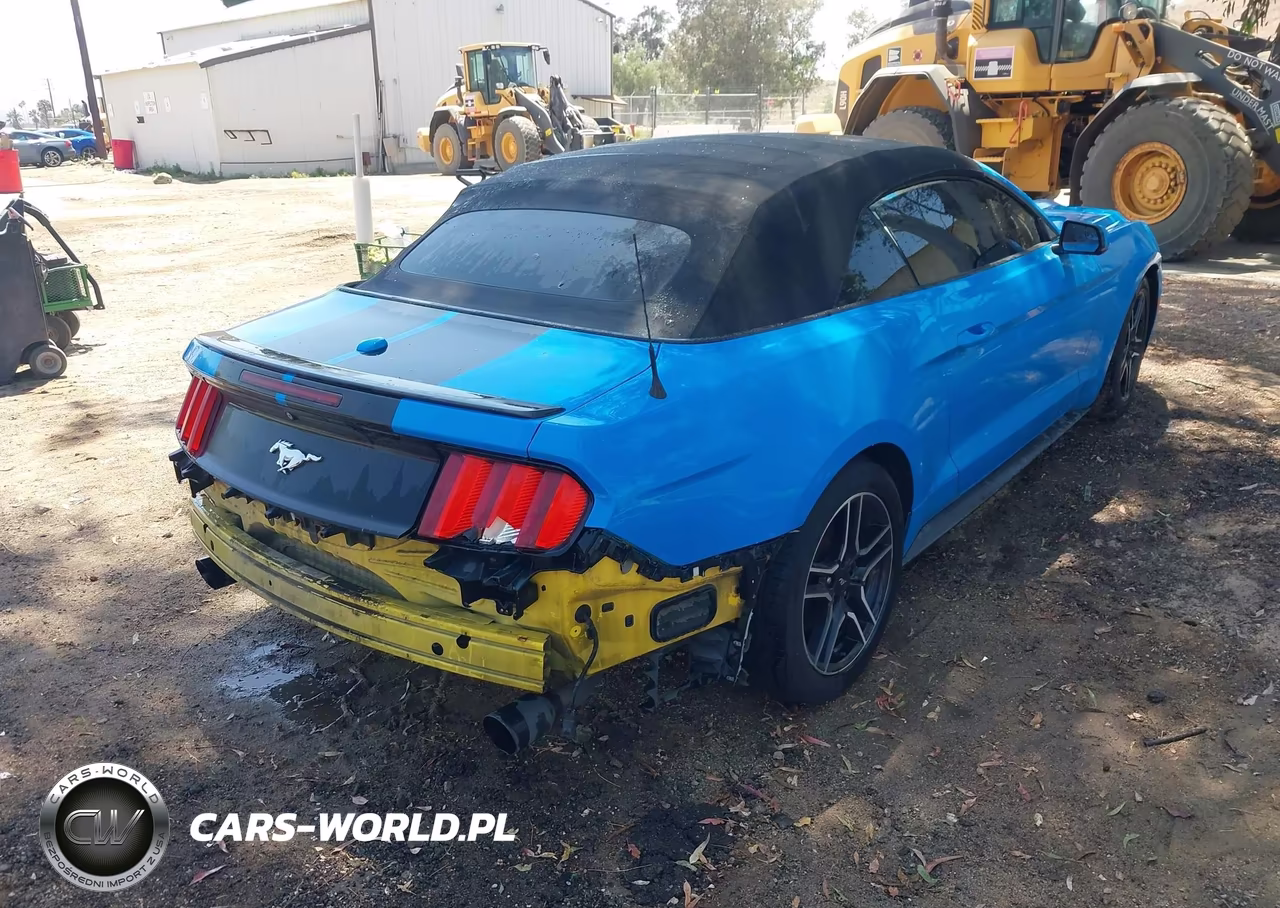 2016 Ford Mustang Ecoboost Premium VIN:1FATP8UHXG5282111 - 4