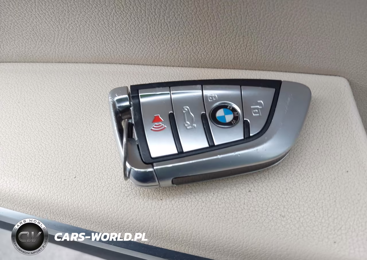 2019 BMW 330I VIN:WBA5R1C50KFH11528 - 11
