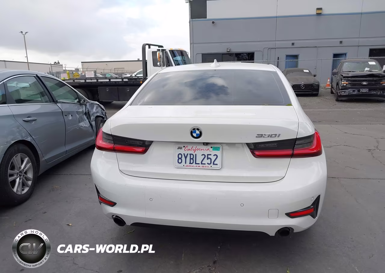 2019 BMW 330I VIN:WBA5R1C50KFH11528 - 16