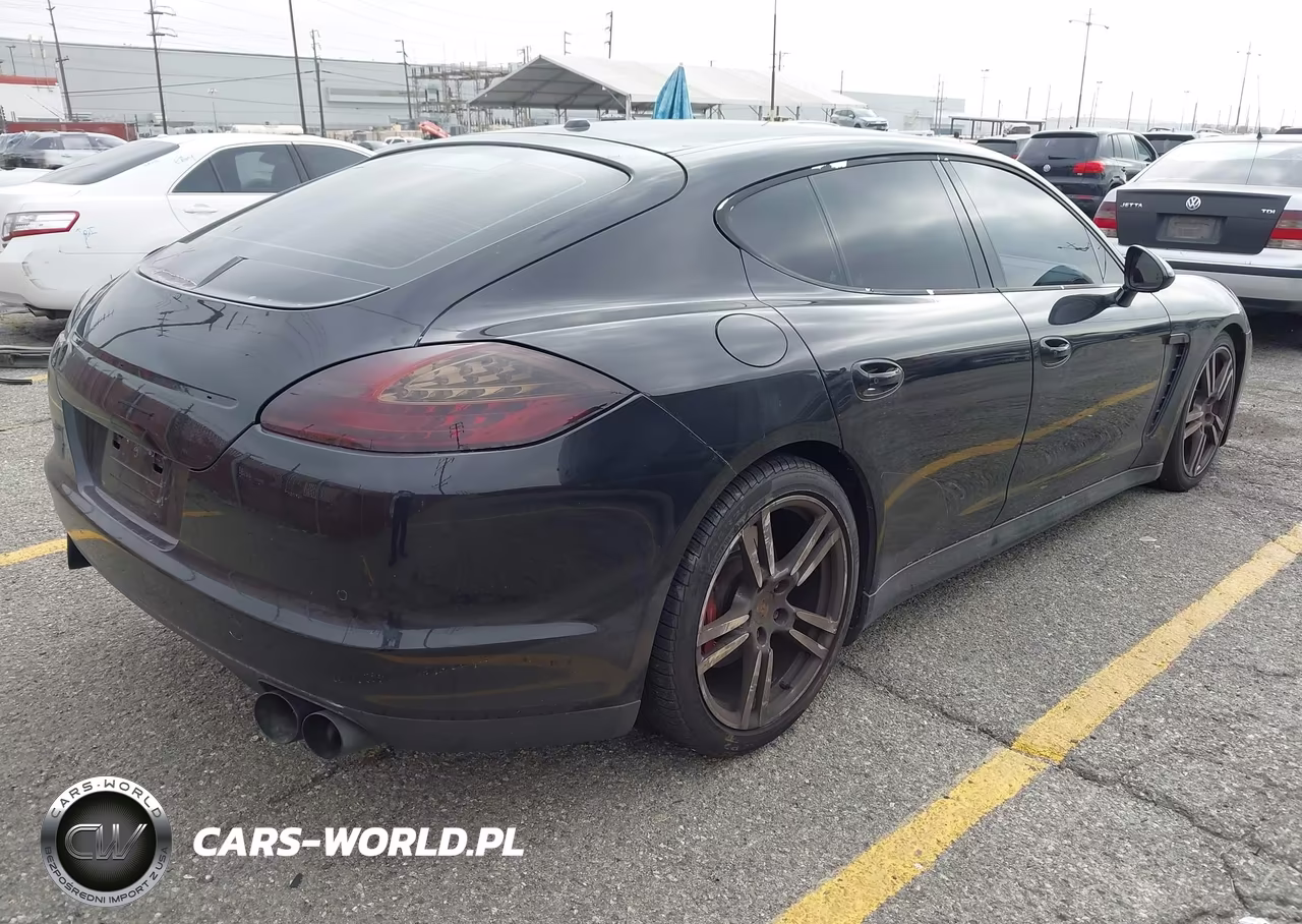 2011 Porsche Panamera Turbo VIN:WP0AC2A70BL090819 - 4