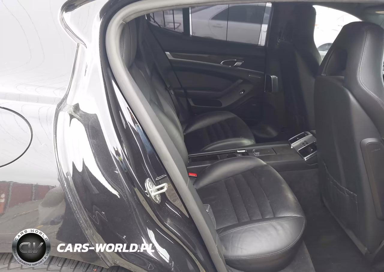 2011 Porsche Panamera Turbo VIN:WP0AC2A70BL090819 - 8