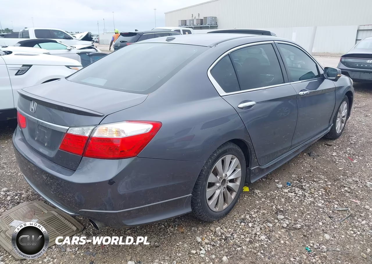 2013 Honda Accord Ex-L VIN:1HGCR2F82DA041310 - 4