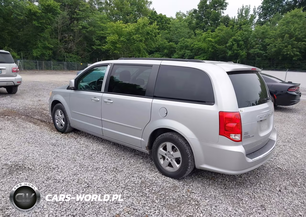 2011 Dodge Grand Caravan Mainstreet VIN:2D4RN3DGXBR674637 - 3