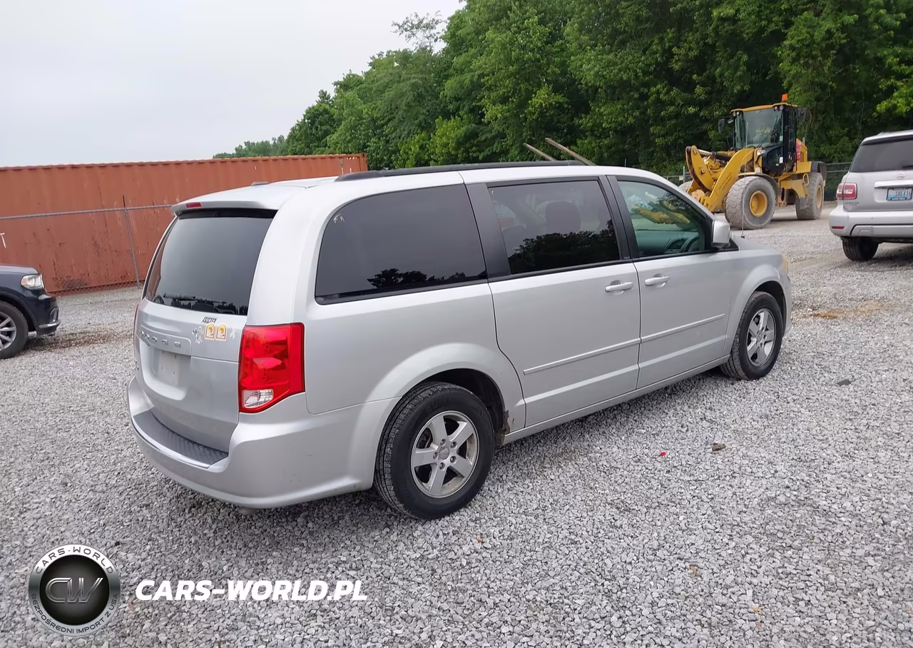 2011 Dodge Grand Caravan Mainstreet VIN:2D4RN3DGXBR674637 - 4
