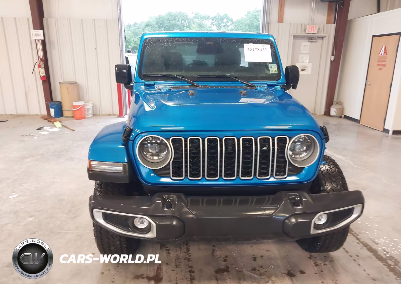 2025 Jeep Wrangler 4-Door Sahara 4X4 VIN:1C4PJXEN9SW649790 - 13