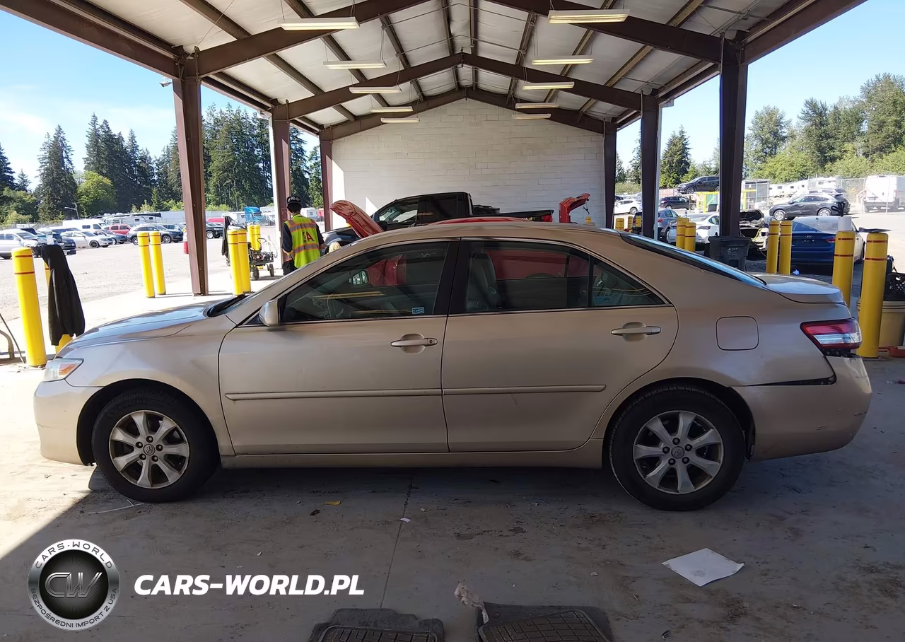 2011 Toyota Camry Le VIN:4T1BF3EK9BU212146 - 14