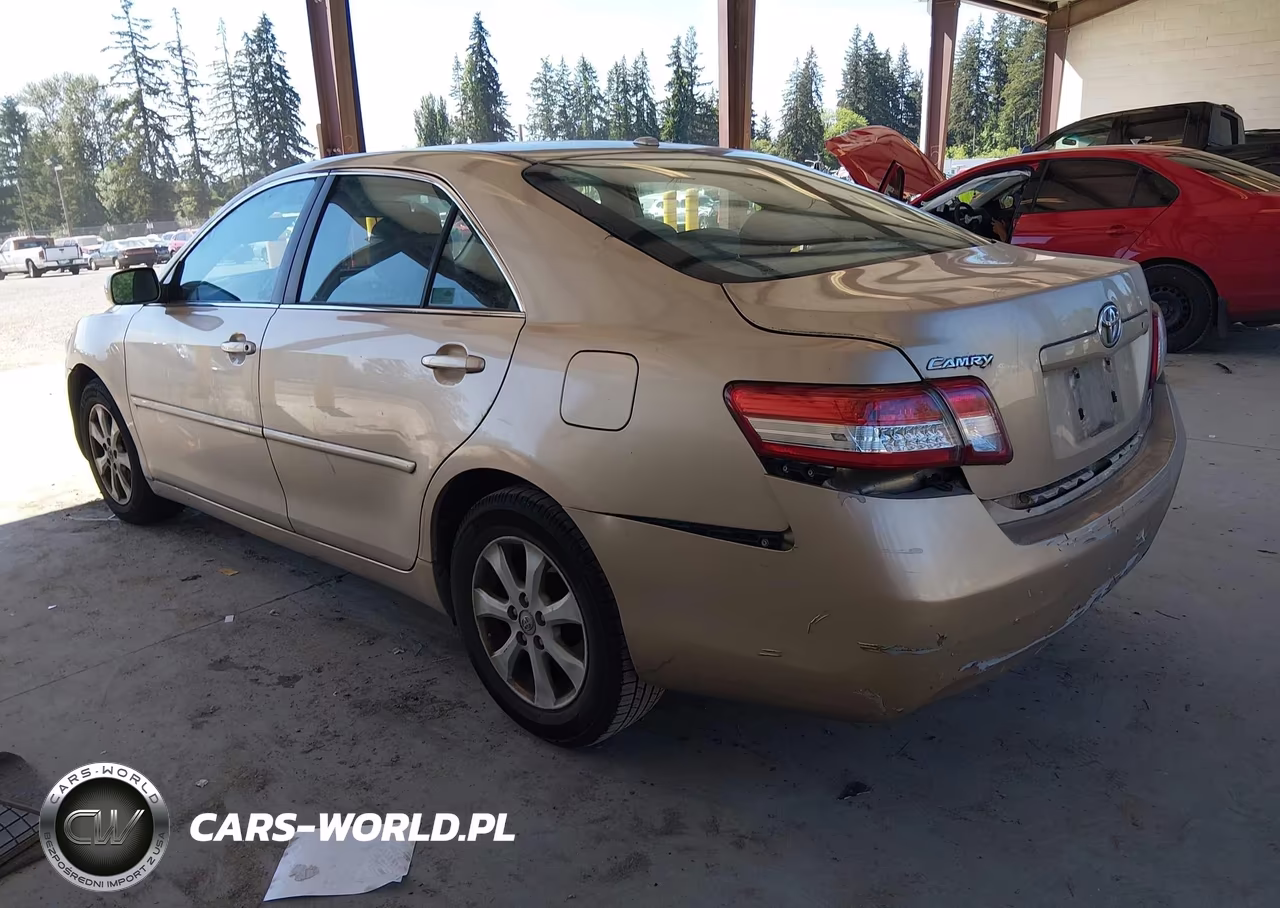 2011 Toyota Camry Le VIN:4T1BF3EK9BU212146 - 3