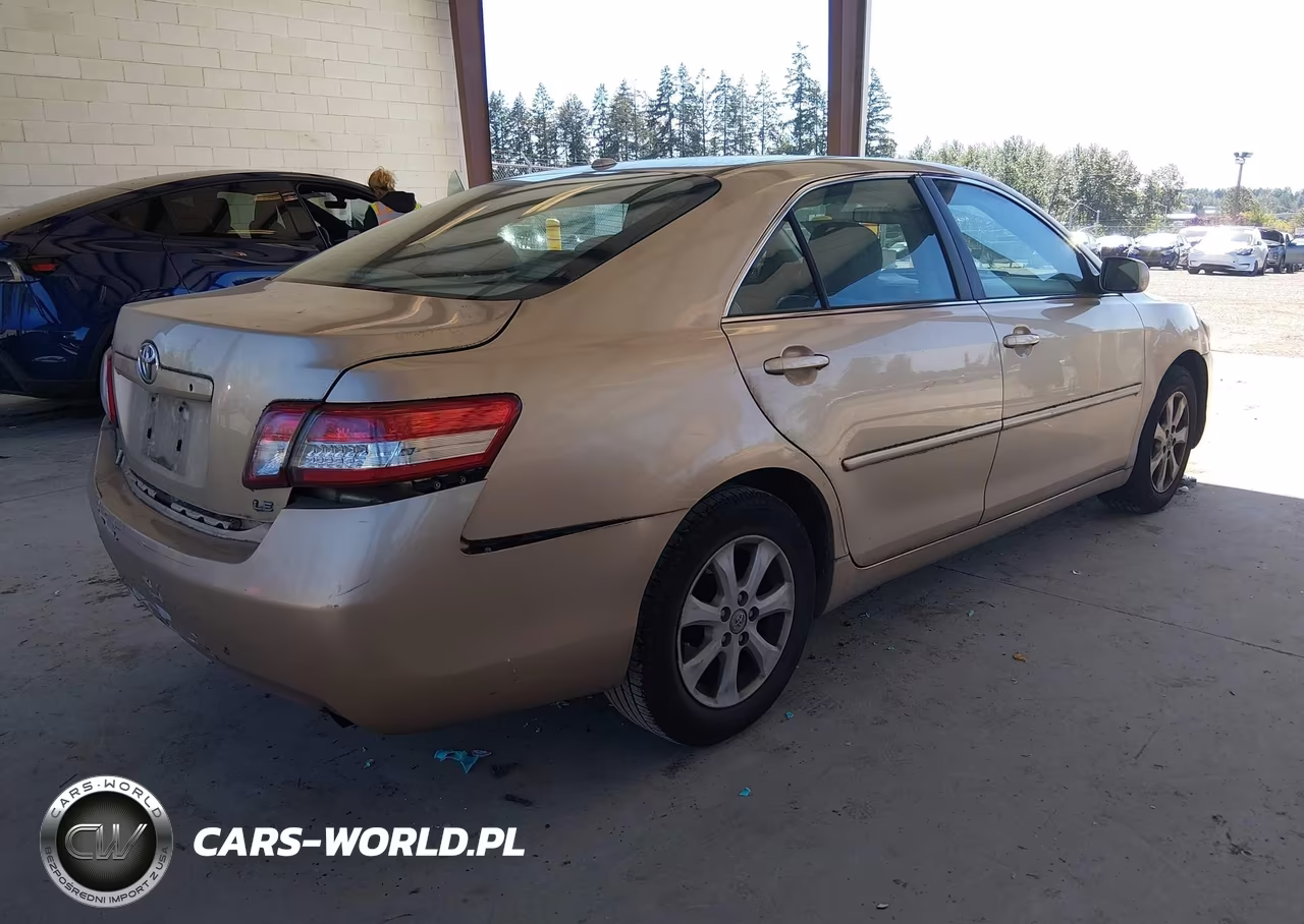 2011 Toyota Camry Le VIN:4T1BF3EK9BU212146 - 4