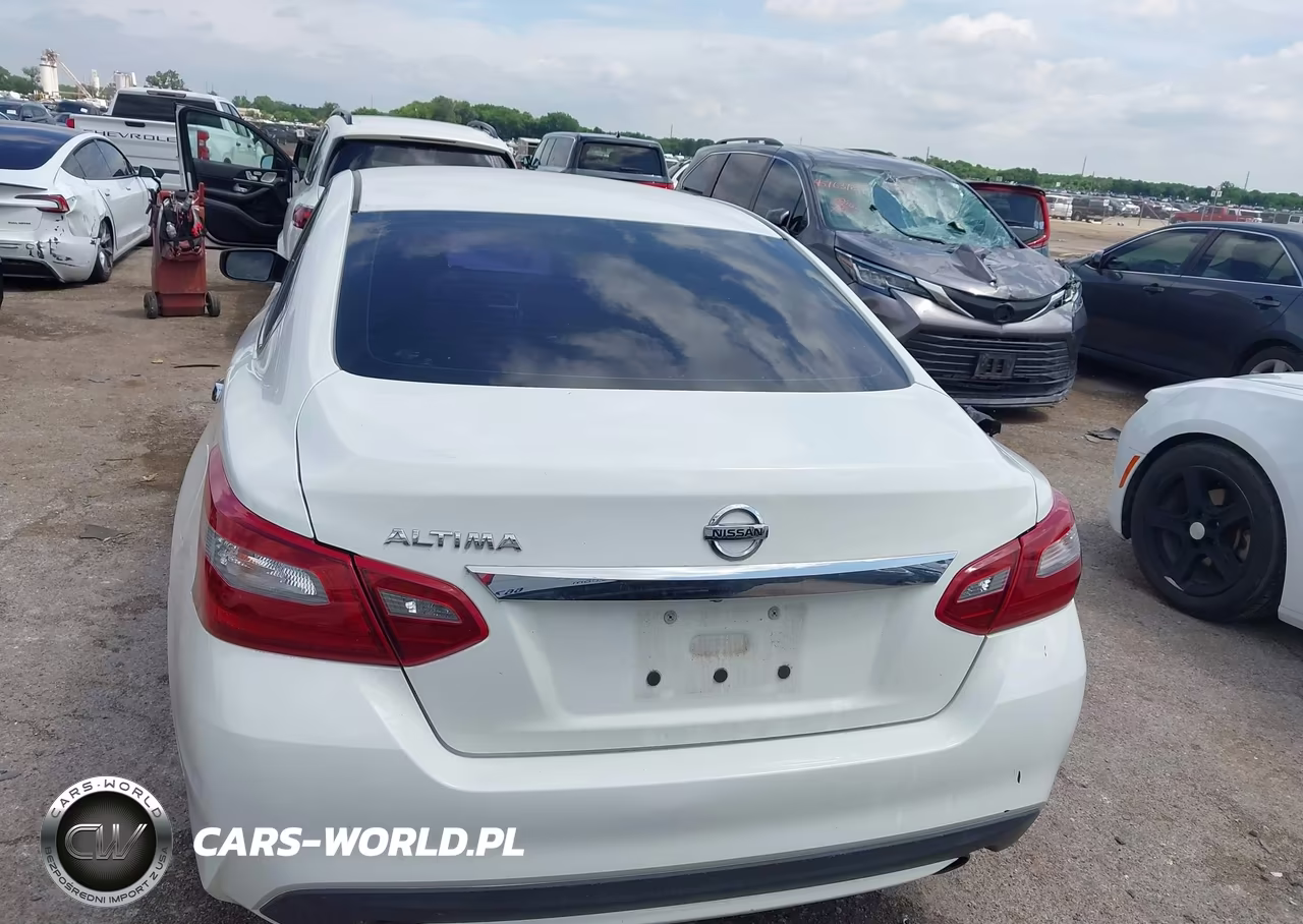 2018 Nissan Altima 2.5 S VIN:1N4AL3AP0JC228028 - 16
