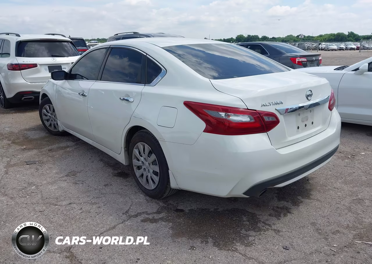 2018 Nissan Altima 2.5 S VIN:1N4AL3AP0JC228028 - 3