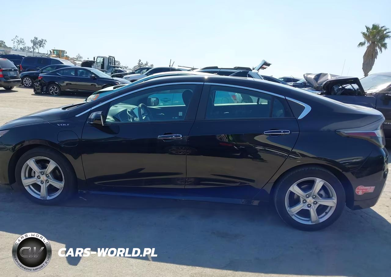 2018 Chevrolet Volt Lt VIN:1G1RC6S59JU140142 - 14