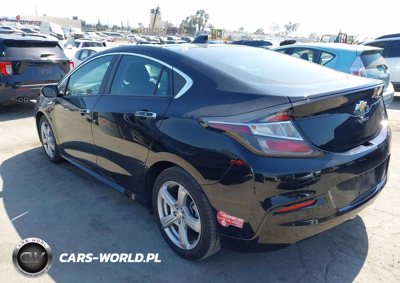 2018 Chevrolet Volt Lt VIN:1G1RC6S59JU140142 - 3